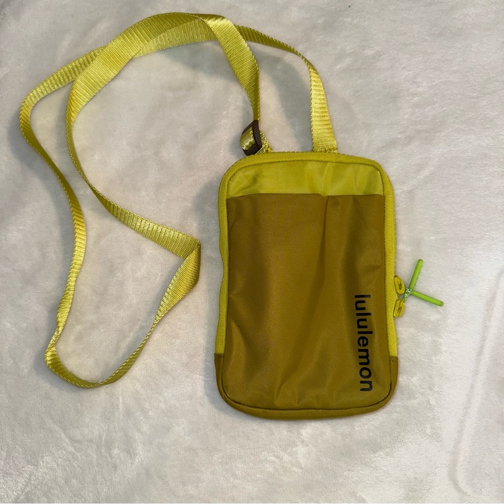 Lululemon Lime and Olive Green Crossbody Bag
